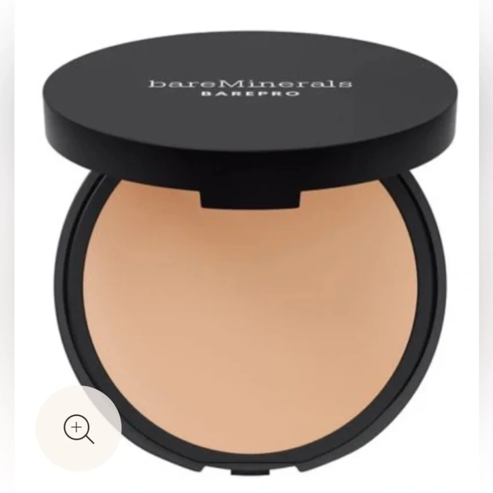 bareMinerals -BAREPRO® 24HR SKIN-PERFECTING POWDER FOUNDATION- LIGHT 22 COOL